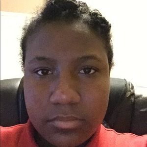 Meet your Posher, Ronae